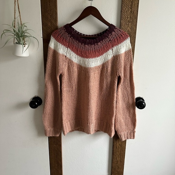 Lola Large Chunky Open Knit Scoop Neck Soft Acrylic Sweater Women’s Size Small - Picture 1 of 16